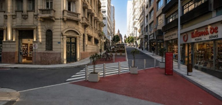 Rua General Câmara começa a ser revitalizada com recursos do SindBancários