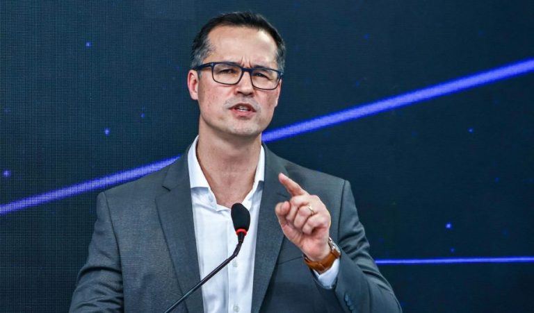 Deltan Dallagnol fica impedido de fazer campanha ao Senado por decisão liminar do TSE