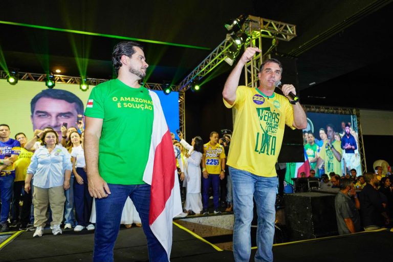 Manaus abraça Flávio: ao lado de Capitão Alberto Neto, candidato promete destravar o potencial do AM