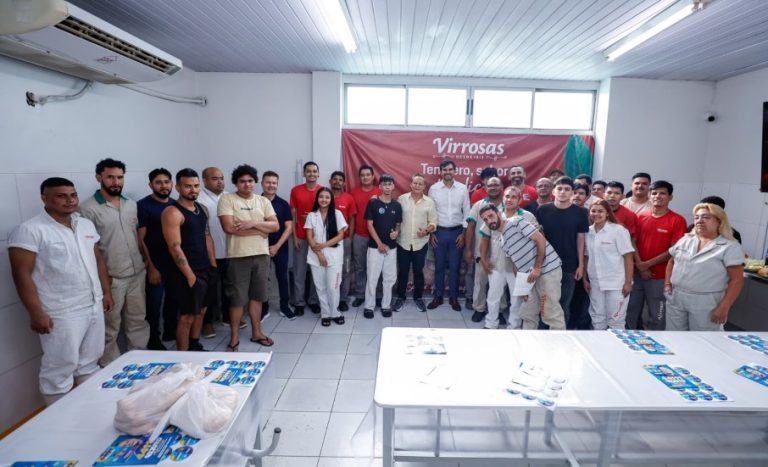 Adjuto Afonso visita fábrica Virrosas e reforça apoio à indústria amazonense