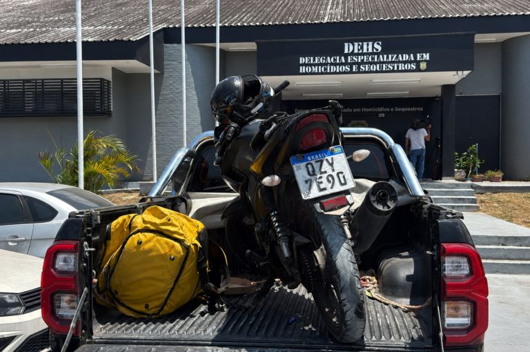 Entregador é sequestrado após ser chamado para entregar pizza e encontrado amarrado em Manaus