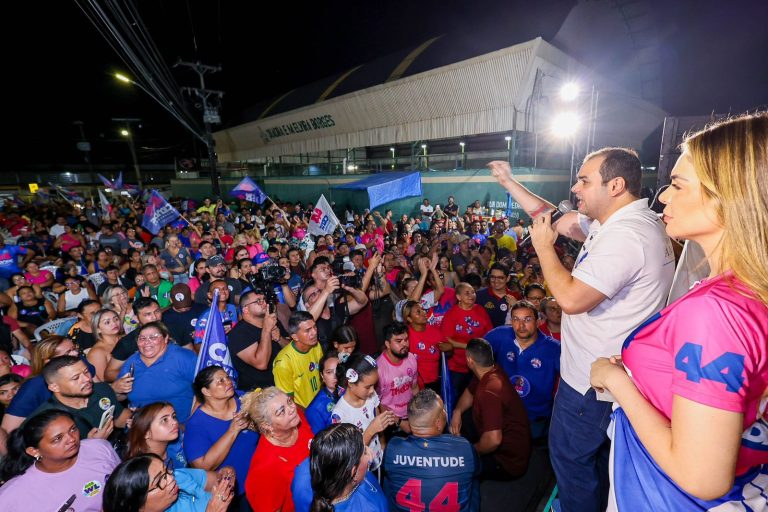 Roberto Cidade reúne mais de 4 mil pessoas na Zona Oeste e reforça compromissos com o Amazonas