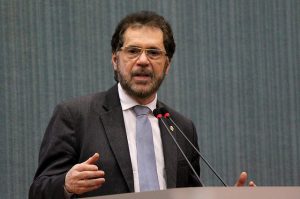 Após anos negando ser bolsonarista, Plínio Valério tenta surfar no eleitorado de direita; veja vídeo