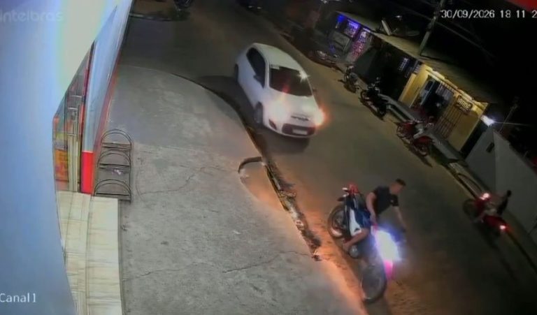 [Vídeo]: Grávida fica ferida após ser atingida por porta de carro em Parintins no Amazonas